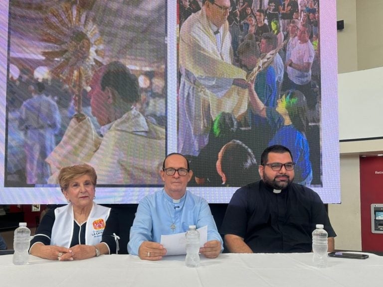 Padre José Eugenio Hoyos inicia gira de evangelización en Honduras
