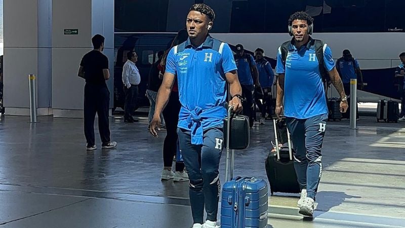 El plantel de jugadores de la Selección Nacional ya se encuentra en la isla de Curazao, donde enfrentará el viernes a Haití.