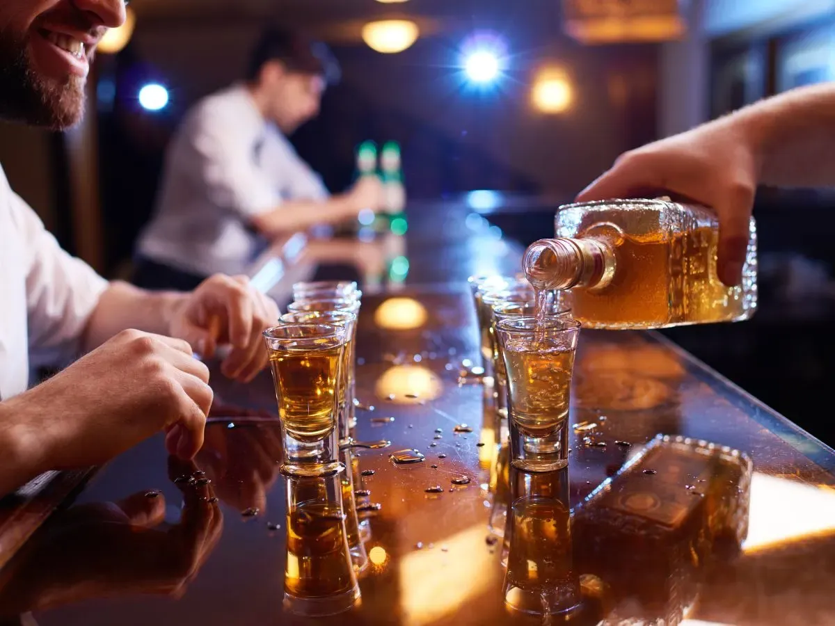 alcohol aumenta riesgo Alzheimer