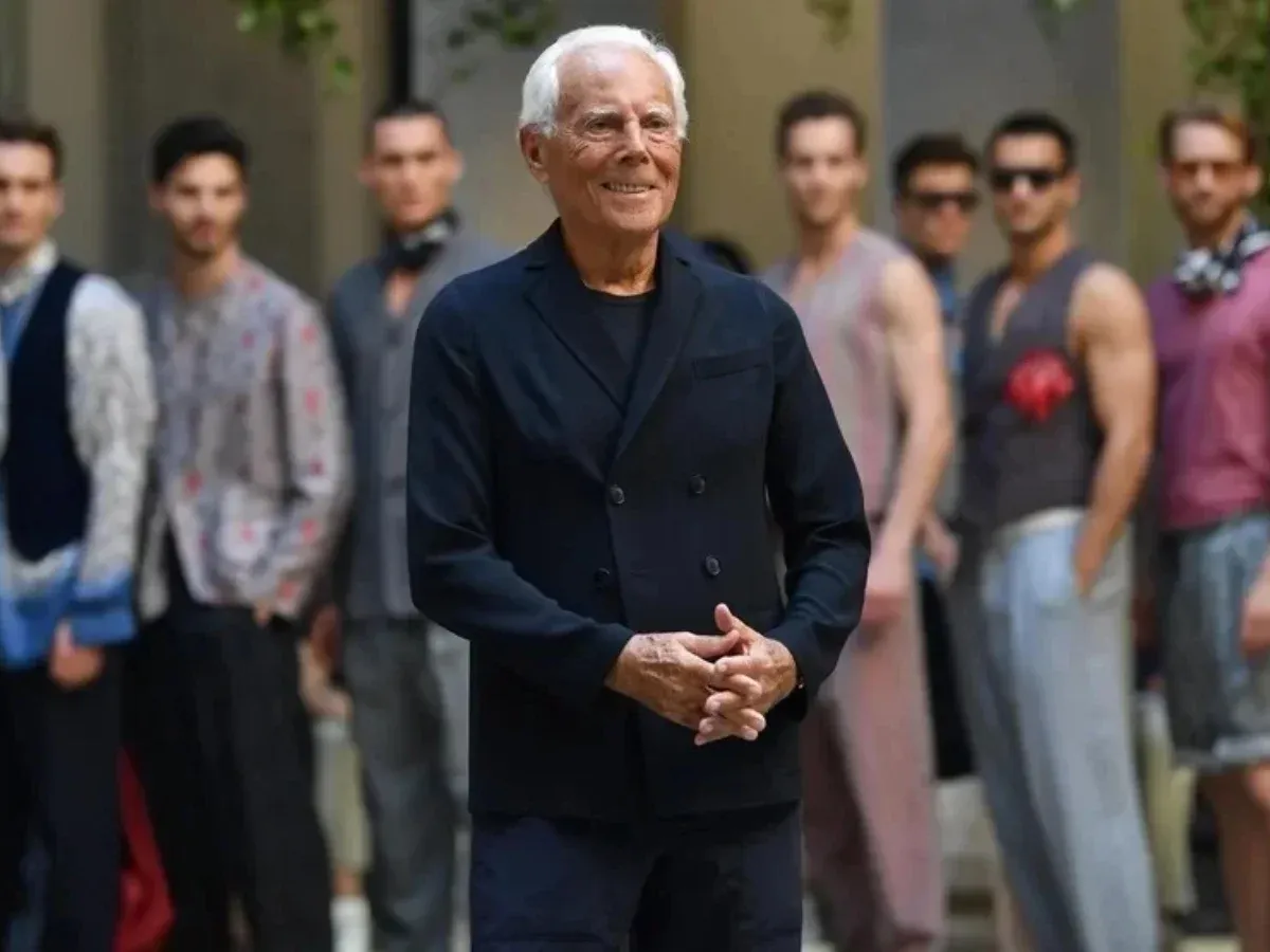 Muere Giorgio Armani, el "rey" de la moda italiana