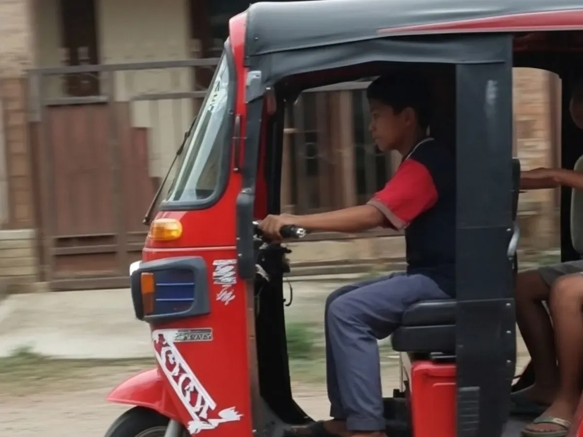 niños manejando mototaxis