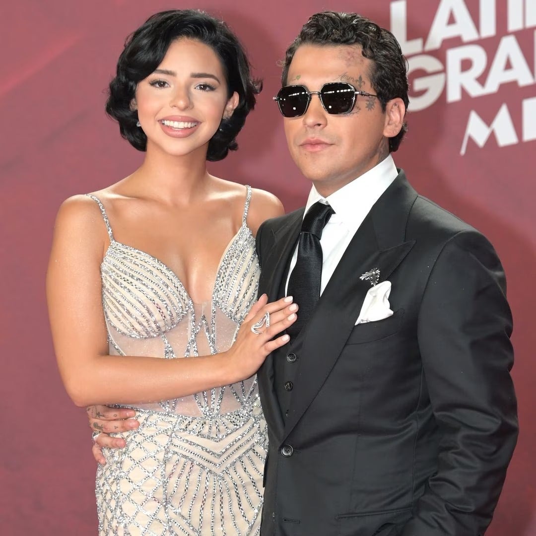 La cantante Ángela Aguilar junto a su esposo Christian Nodal. 